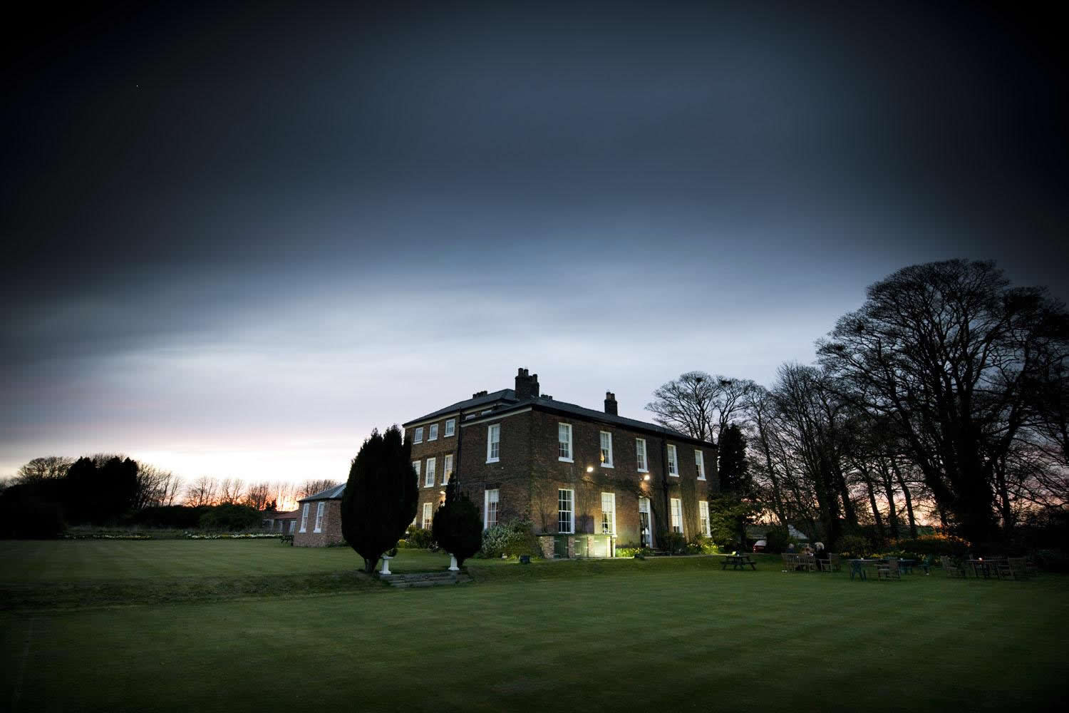 GIFT VOUCHERS WITH ROWLEY MANOR